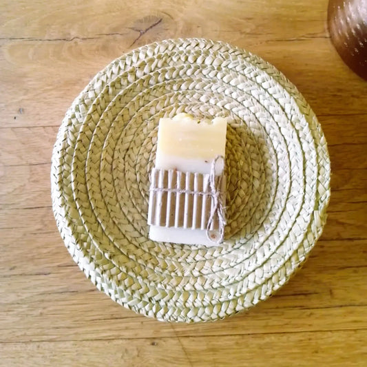 savon à la fleur d’oranger — apaisant & hydratant | Le sens des choses, boutique en ligne de produits artisanaux, naturels et écoresponsables fabriqués en France ou en Europe.