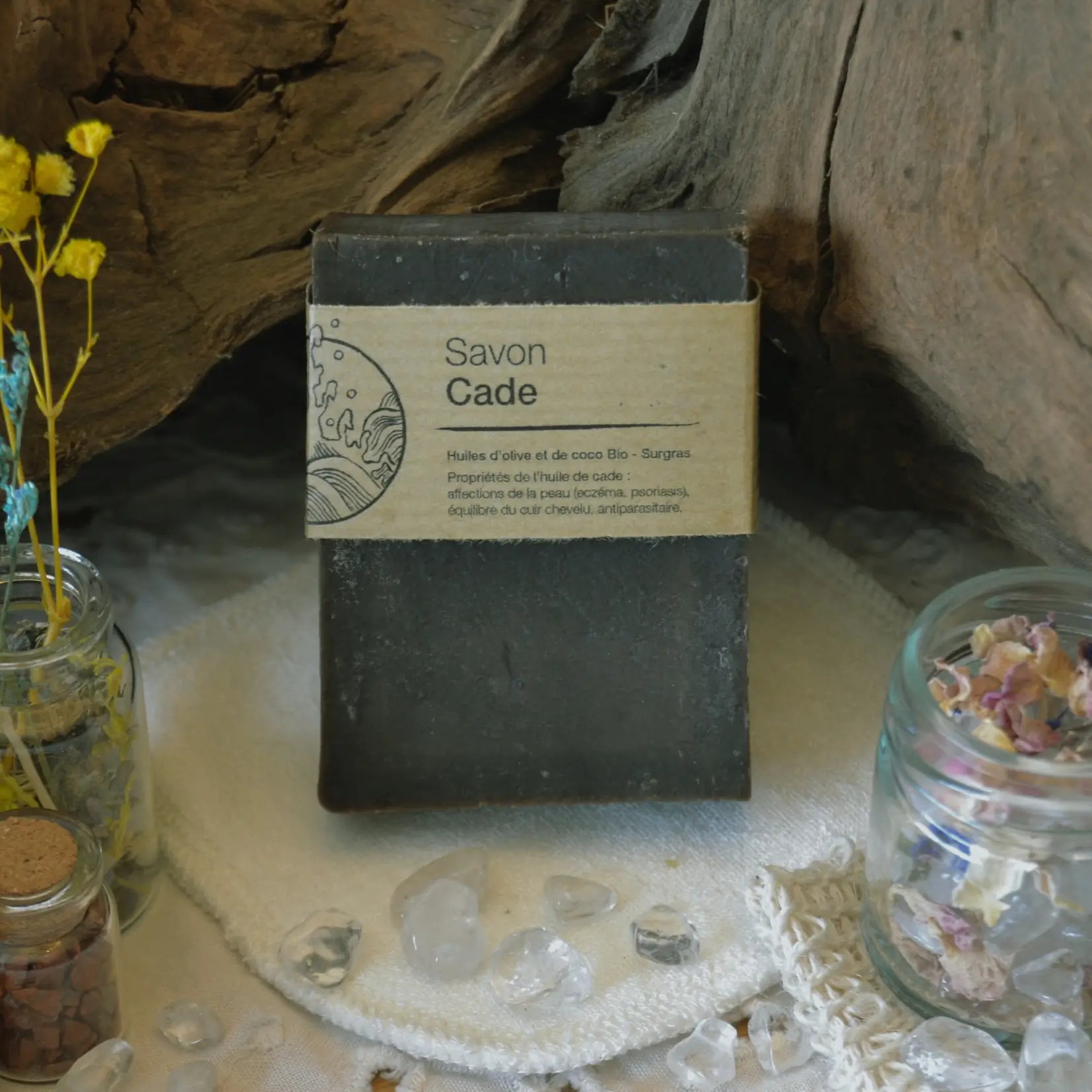 Savon surgras au genévrier cade | Savon solide naturel artisanal fabriqué par saponification à froid
