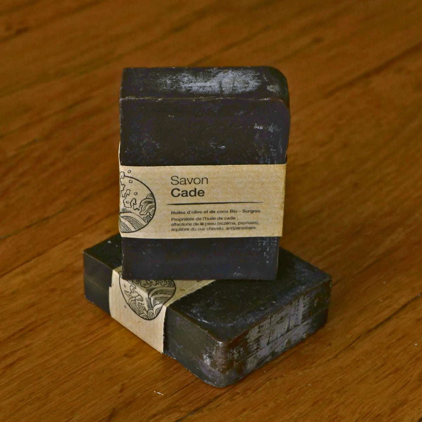 Image de Savon artisanal surgras genévrier cade | Le sens des choses – boutique artisanale éthique de bougies parfumées et savons naturels fabriqués en France