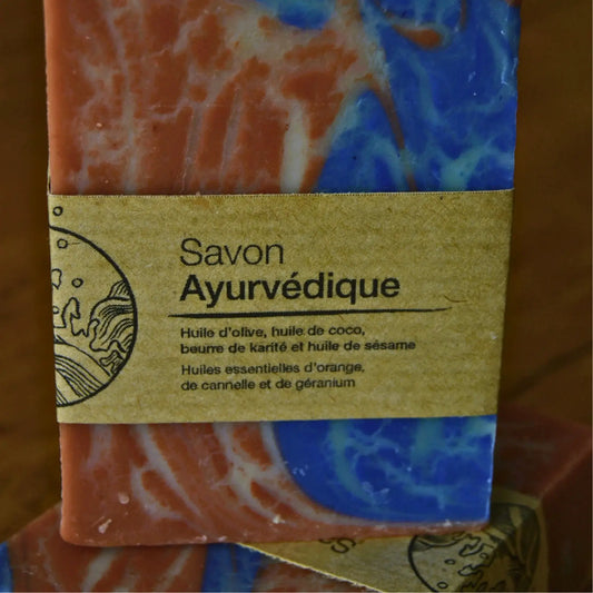 Image de Savon ayurvédique à l’orange, au géranium et à la cannelle | Le sens des choses – boutique artisanale éthique de bougies parfumées et savons naturels fabriqués en France