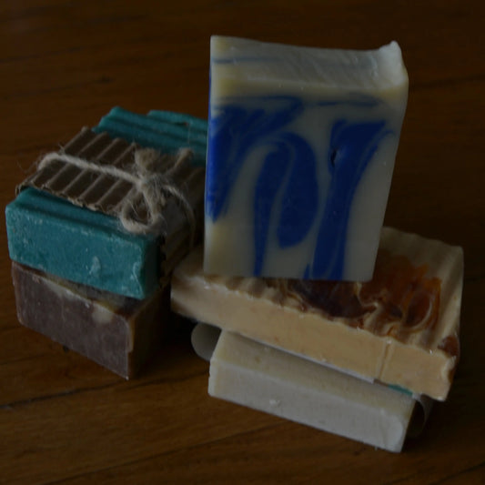 Image de Savon mystère artisanal anti-gaspillage | Le sens des choses – boutique artisanale de savons et bougies parfumées naturels fabriqués en France