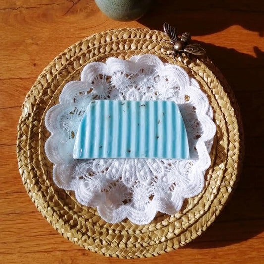 savon végétal aux algues kombu | Le sens des choses, boutique en ligne de produits artisanaux, naturels et écoresponsables fabriqués en France ou en Europe.