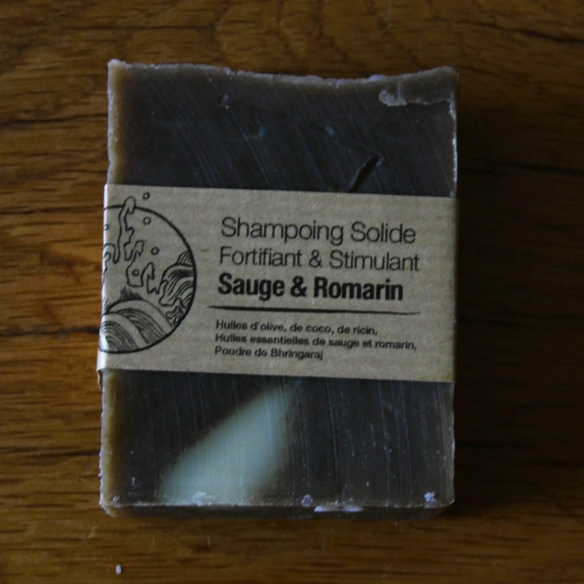 Image de shampooing solide fortifiant sauge et romarin | Le sens des choses, boutique en ligne de produits artisanaux, naturels et écoresponsables, fabriqués en France ou en Europe : savons artisanaux, bougies parfumées, accessoires zéro déchet.