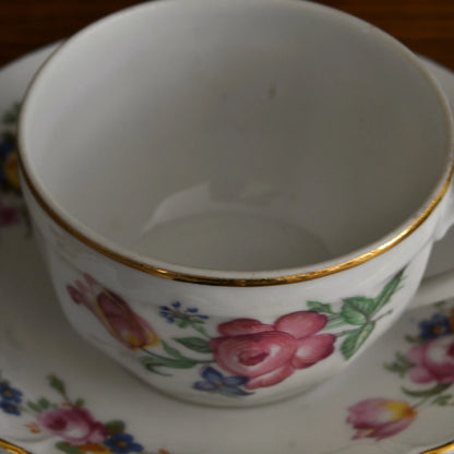 Image de bougie parfumée tasse de thé romantique vintage | Le sens des choses, boutique en ligne de produits artisanaux, naturels et écoresponsables, fabriqués en France ou en Europe : savons artisanaux, bougies parfumées, accessoires zéro déchet.